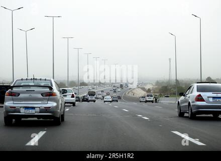 Giza, Egypte, 21 mai 2023: 26th de juillet projet de développement de routes de corridor comprend des travaux d'agrandissement et de modernisation à la distance de l'intersection Banque D'Images