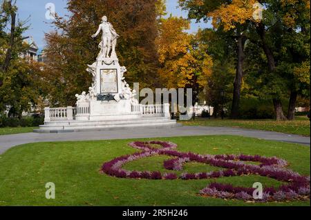 Monument de Mozart, Burggarten, Vienne, Autriche Banque D'Images