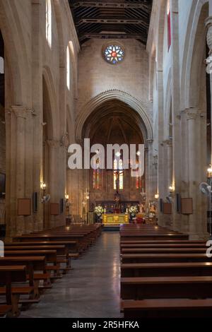 Intérieur de l'église Santa Marina - route des églises Fernandes - Cordoue, Andalousie, Espagne Banque D'Images