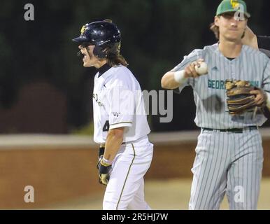 2 juin 2023: Wake Forest University sophomore Tommy Hawke (24) fête après le triple. Wake Forest remporte 12 - 0 contre George Mason. Tournoi régional NCAA - match de baseball entre George Mason et Wake Forest University au stade de baseball David F. Couch, Winston Salem. Caroline du Nord.David Beach/CSM Banque D'Images