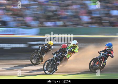 Prague, République tchèque. 03rd juin 2023. L-R Anders Thomsen du Danemark, Tai Woffinden de Grande-Bretagne, Vaclav Milik de République tchèque et Mikkel Michelsen du Danemark sont vus pendant la première chaleur du Grand Prix de course de République tchèque, sur 3 juin 2023, à Prague, République tchèque. Crédit : Michal Kamaryt/CTK photo/Alay Live News Banque D'Images