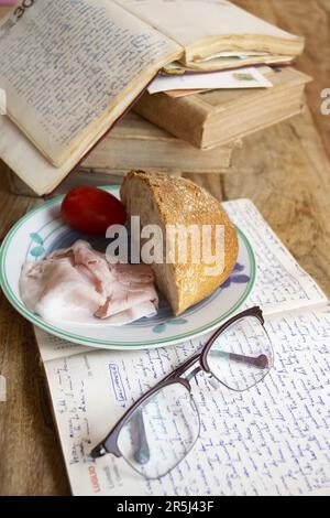 menu dégustation tout en écrivant à la maison ou au bureau Banque D'Images