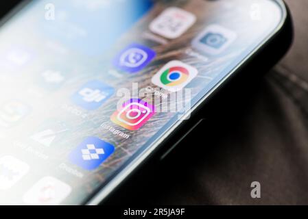 Novi Sad, Serbie - 24 mai 2023 : icône de l'application Instagram pour smartphone sur l'écran de l'iPhone, illustration éditoriale Banque D'Images