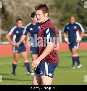 Le capitaine Richie McCaw à la séance de formation All Blacks au stade Trusts, Henderson, Auckland, Nouvelle-Zélande, lundi, 09 juin 2008. Banque D'Images