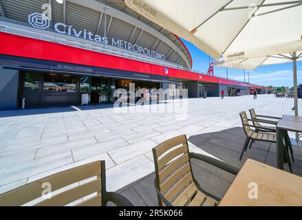 Vue sur l'arène moderne Civitas Metropolitano - le lieu de résidence officiel du FC Atletico Madrid Banque D'Images