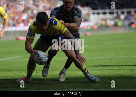 Newcastle, Royaume-Uni. 4th juin 2023Warrington la clé Connor de Wolves sera mise à l'essai lors du match de la Super League de Betfred entre le club de football de Hull et les Wolves de Warrington à St. James's Park, Newcastle, le dimanche 4th juin 2023. (Photo : Mark Fletcher | ACTUALITÉS MI) Credit: MI News & Sport /Alamy Live News Banque D'Images