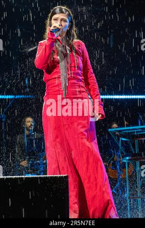 L'auteur-compositeur italien Elisa Toffoli, comme le sait Elisa Stage name pendant ses spectacles en direct à l'Arena di Verona pour sa nuit intime - deux nuits seulement, sur 4 juin 2023 à Vérone, Italie. (Photo de Roberto Tommasini/NurPhoto) Credit: NurPhoto SRL/Alay Live News Banque D'Images