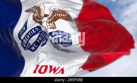 Gros plan sur le drapeau de l'État de l'Iowa. Trois bandes verticales de bleu, blanc et rouge, avec un aigle à tête blanche au centre. 3d rendu d'illustration. Texte Banque D'Images