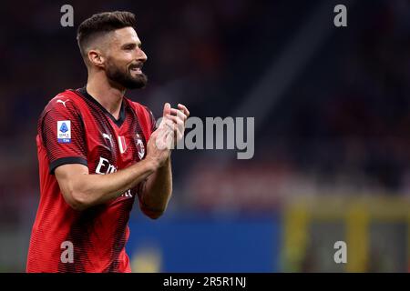 Milan, Italie. 04th juin 2023. Olivier Giroud de l'AC Milan gestes pendant la série Un match de football entre l'AC Milan et Hellas Vérone au Stadio Giuseppe Meazza sur 4 juin 2023 à Milan, Italie . Credit: Marco Canoniero / Alamy Live News Banque D'Images