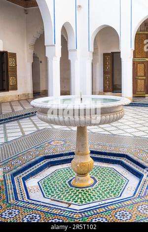 Maroc, Marrakech, cité impériale, la médina (classée au patrimoine mondial de l'UNESCO), le Palais de la Bahia, ancien palais du 19e siècle, un des chefs-d'œuvre de l'architecture marocaine et de l'art marocain Banque D'Images