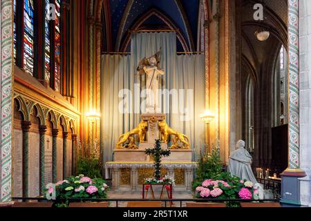 France, Loiret, Vallée de la Loire classée au patrimoine mondial de l'UNESCO, Orléans, cathédrale Sainte Croix, chapelle Jeanne d'Arc Banque D'Images