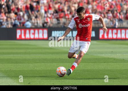 Lisbonne, Portugal. 04 juin 2023. Lisbonne, Portugal. Le défenseur de Braga de l'Espagne Victor Gomez (2) en action pendant la finale de la coupe portugaise Braga vs Porto crédit: Alexandre de Sousa/Alay Live News Banque D'Images