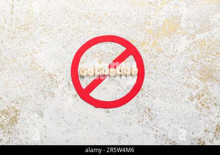 Mot CENSURÉ avec le signe d'interdiction sur fond grunge Banque D'Images