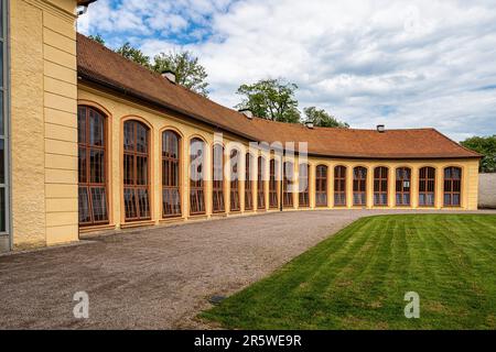 Orangerie du château du Belvédère près de Weimar Thuringe Allemagne. C'est une élégante résidence d'été datant du 18th siècle. Vue depuis le parc du château. Banque D'Images