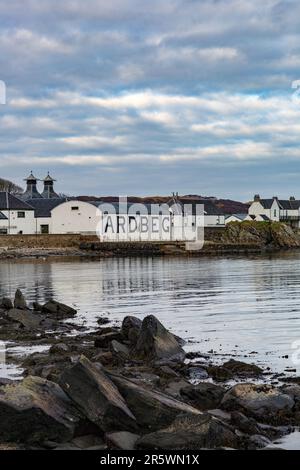 La distillerie d'Ardbeg, Isle of Islay, Hébrides intérieures, Ecosse, Royaume-Uni Banque D'Images