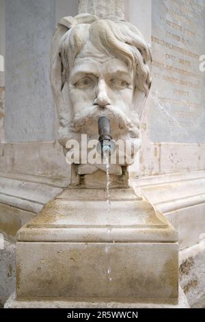 Détail de la fontaine sur la place de l'Hôtel de ville Aix en Provence France Banque D'Images