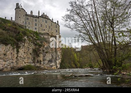 Château, Château de Walzin, en-dessous de la Lesse, province de Namur, région de Dinant, Belgique Banque D'Images