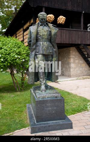 Josep Broz Tito Monument, Old Village, Musée en plein air, Staro Selo, Kumrovec, Comté de Krapina-Zagorje, Croatie Banque D'Images