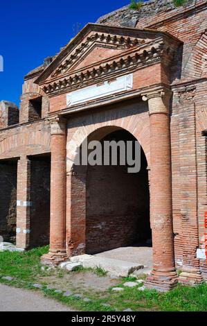 Ville en ruines d'Ostia Antica, Rome, Latium, Horrea, Italie Banque D'Images