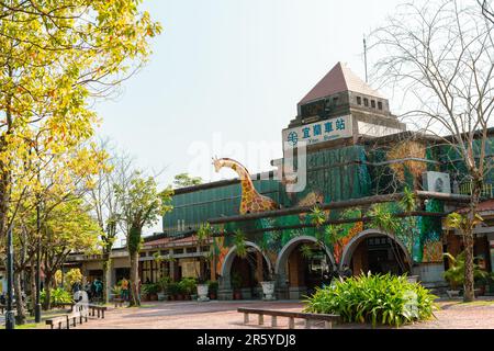 Yilan, Taïwan - 20 mars 2023 : Gare de Yilan Banque D'Images