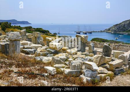 La ville en ruines de Knidos, la côte turquoise dans le sud-ouest de la Turquie, une destination de vacances populaire Banque D'Images