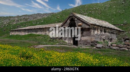 La Caravanserai d'Orbelian, également connue sous le nom de Sulama Caravanserai et Selim Caravanserai, est une Caravanserai dans la province de Vayots Dzor en Arménie. Banque D'Images