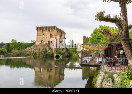 Vue de Borghetto, Valeggio sul Mincio, Vénétie, Italie, Europe Banque D'Images