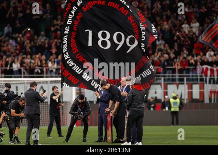 Milan, Italie. 4th juin 2023. Italie, Milan, juin 3 2023: Zlatan Ibrahimovic (AC Milan Striker) adieu à la fin du jeu de football AC Milan vs Hellas Verona, Serie A Tim 2022-2023 day38 San Siro Stadium (Credit image: © Fabrizio Andrea Bertani/Pacific Press via ZUMA Press Wire) USAGE ÉDITORIAL SEULEMENT! Non destiné À un usage commercial ! Banque D'Images