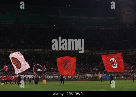 Milan, Italie. 4th juin 2023. Italie, Milan, juin 3 2023: Zlatan Ibrahimovic (AC Milan Striker) adieu à la fin du jeu de football AC Milan vs Hellas Verona, Serie A Tim 2022-2023 day38 San Siro Stadium (Credit image: © Fabrizio Andrea Bertani/Pacific Press via ZUMA Press Wire) USAGE ÉDITORIAL SEULEMENT! Non destiné À un usage commercial ! Banque D'Images