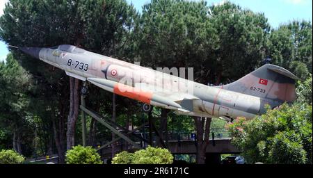 Cf - 104 avion de chasse à l'aviateur Starfighter, fabriqué à l'origine par Lockheed Industries, exposé au Musée militaire d'Istanbul, en Turquie, en République de Türkiye. Banque D'Images