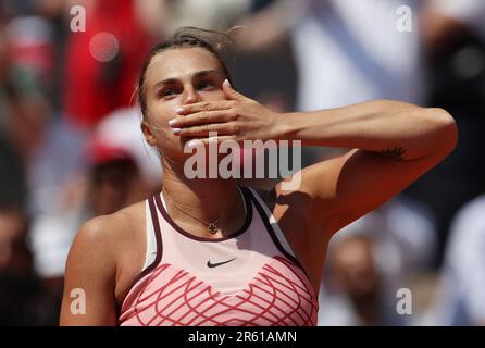 Paris, France. 6th juin 2023. Aryna Sabalenka, de Biélorussie, fête ses célébrations après avoir remporté les quarts de finale féminine entre Aryna Sabalenka, de Biélorussie, et Elina Svitolina, d'Ukraine, au tournoi de tennis ouvert à Roland Garros à Paris, en France, sur 6 juin 2023. Credit: Gao Jing/Xinhua/Alamy Live News Banque D'Images