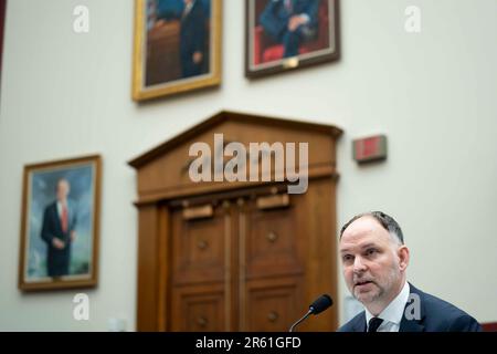 Washington, États-Unis. 06th juin 2023. Stephen Gardner, chef de la direction d'Amtrak, prend la parole lors d'une audience du sous-comité du Comité des transports et de l'infrastructure de la Chambre sur les chemins de fer, les pipelines et les matières dangereuses aux États-Unis Capitole à Washington, DC mardi, 6 juin 2023. Photo de Bonnie Cash/UPI Credit: UPI/Alay Live News Banque D'Images