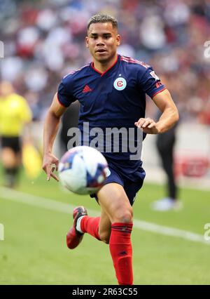 Chicago, États-Unis, 06 juin 2023. Miguel Navarro du MLS Chicago Fire FC suit le ballon pendant une chasse Lamar États-Unis Coupe ouverte demi-finale contre le Houston Dynamo FC au stade SeatGeek de Bridgeview, il, États-Unis. Credit: Tony Gadomski / toutes les images de sport / Alamy Live News Banque D'Images