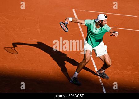 Paris, France. 06th juin 2023. Karen Khachanov lors de l'Open de France, tournoi de tennis Grand Chelem sur 6 juin 2023 au stade Roland Garros à Paris, France. Crédit : Victor Joly/Alamy Live News Banque D'Images