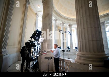 Washington, Vereinigte Staaten. 06th juin 2023. Le représentant des États-Unis, Jim Jordan (républicain de l'Ohio), attend d'être interviewé sur FOX dans le bâtiment du bureau de Cannon House à Washington, DC, mardi, 6 juin 2023. Credit: Rod Lamkey/CNP/dpa/Alay Live News Banque D'Images