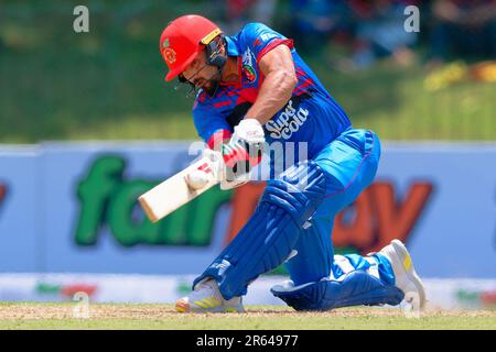 Hambantota, Sri Lanka. 07th juin 2023. Le Gulbadin Naib d'Afghanistan joue un tir lors du match de cricket de l'ODI 3rd entre le Sri Lanka et l'Afghanistan au Mahinda Rajapaksa International Cricket Stadium à Hambantota le 07th juin 2023. Viraj Kothalwala/Alamy Live News Banque D'Images