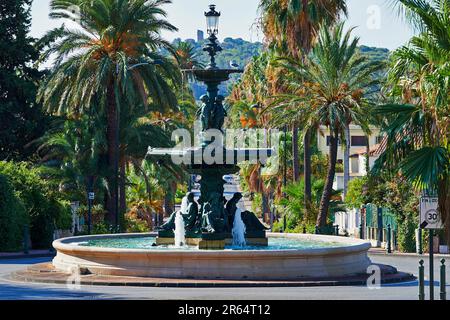 Hyères (sud-est de la France) : la Fontaine du Godillot Banque D'Images