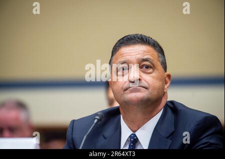 Washington, États-Unis. 06th juin 2023. Joseph Cuffari, inspecteur général du ministère de la sécurité intérieure, comparaît devant un sous-comité de surveillance et de responsabilisation de la Chambre des communes sur la sécurité nationale, la frontière et les affaires étrangères, lors d’une audition sur « Help Wanted: Law Enforcement Staffing Challenges at the Border » dans l’immeuble Rayburn House à Washington, DC, mardi, 6 juin 2023. Photo de Rod Lamkey/CNP/ABACAPRESS.COM crédit: Abaca Press/Alay Live News Banque D'Images