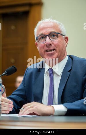 Washington, États-Unis. 06th juin 2023. Le professeur Marc Busch, Karl F. Landegger Professeur de diplomatie internationale des affaires, Université de Georgetown, comparaît devant une commission de la Chambre sur le sous-comité judiciaire sur la Constitution et le gouvernement limité audition "les litiges du gouvernement et le besoin de réforme" dans le bureau de Rayburn House à Washington, DC, mardi, 6 juin 2023. Photo de Rod Lamkey/CNP/ABACAPRESS.COM crédit: Abaca Press/Alay Live News Banque D'Images