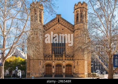 Adélaïde, Australie - 2 septembre 2019 : entrée de l'Université de l'Australie du Sud sur North Terrace vue de North Terrace sur a d Banque D'Images