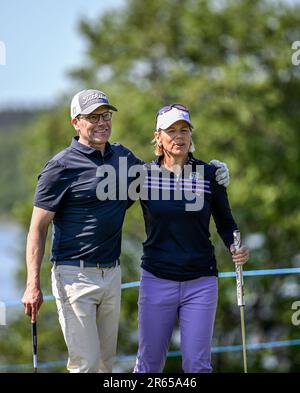 Stockholm, Suède. 07th juin 2023. Le Prince Daniel de Suède joue au golf avec la golfeuse professionnelle suédoise Annika Sörenstam au parcours de golf d'Ullna à Stockholm, en Suède, au 07 juin 2023. Photo: Anders Wiklund/TT/code 10040 crédit: TT News Agency/Alay Live News Banque D'Images