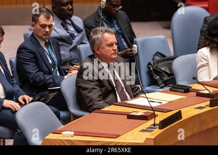 New York, États-Unis. 06th juin 2023. L'Ambassadeur d'Ukraine Sergiy Kylytsya assiste à la réunion du SC sur le maintien de la paix et de la sécurité de l'Ukraine au siège de l'ONU à New York. Le Conseil de sécurité a examiné les derniers développements en Ukraine, la destruction du barrage de Nova Kakhovka sur la rivière Dnepr inondera 80 villes et villages touchant plus de 40 000 personnes et détruisant l'agriculture dans la région. (Photo de Lev Radin/Pacific Press) Credit: Pacific Press Media production Corp./Alay Live News Banque D'Images