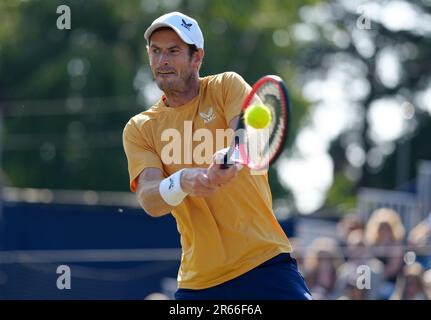 Andy Murray en action lors de leur match contre la BU Yunchaokete (non représenté) le troisième jour du trophée Lexus Surbiton 2023 au club de remise en forme et de racket de Surbiton, Londres. Date de la photo: Mercredi 7 juin 2023. Banque D'Images