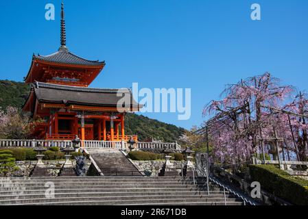 Porte ouest de Kiyomizu-dera Banque D'Images