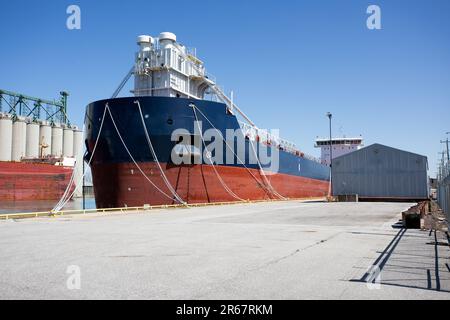 Steamship sur Lake St. Clair Banque D'Images