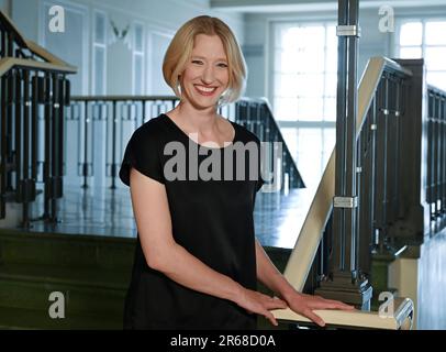 Berlin, Allemagne. 07th juin 2023. Joana Mallwitz, le nouveau chef d'orchestre principal du Konzerthausorchester Berlin, lors d'un événement de presse au Konzerthaus am Gendarmenmarkt. Credit: Jens Kalaene/dpa/Alamy Live News Banque D'Images