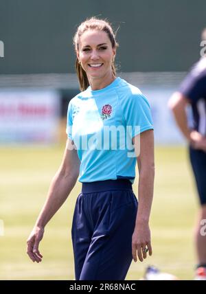 Maidenhead, Angleterre. ROYAUME-UNI. 07 juin 2023. Catherine, princesse de Galles, participe à des exercices de rugby lorsqu'elle visite le club de rugby de Maidenhead pour discuter de la campagne Shaping US et du rôle que la communauté joue dans le soutien aux enfants. Credit: Anwar Hussein/Alay Live News Banque D'Images