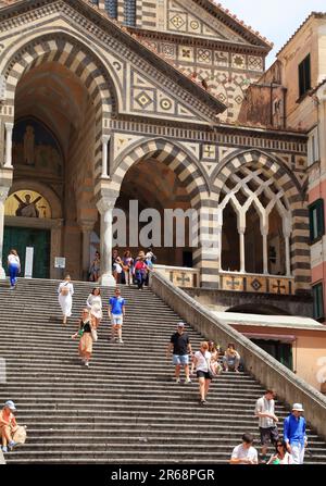 Cathédrale d'Amalfi, côte amalfitaine (Costiera amalfitana / Costa d'Amalfi). Cathédrale de Sant'Andrea Banque D'Images