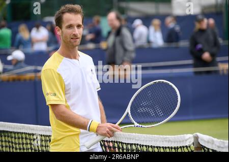 Constant Lestienne (FRA) jouant au premier tour du Trophée Surbiton, Londres, 6th juin 2023. Banque D'Images