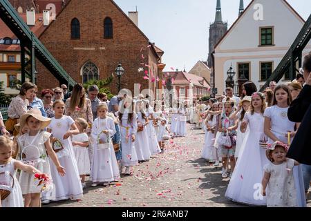 Wroclaw, Pologne. 8th juin 2023. 08 juin 2023 Wroclaw, Pologne. Cortège de Corpus Christi. (Credit image: © Krzysztof Kaniewski/ZUMA Press Wire) USAGE ÉDITORIAL SEULEMENT! Non destiné À un usage commercial ! Banque D'Images